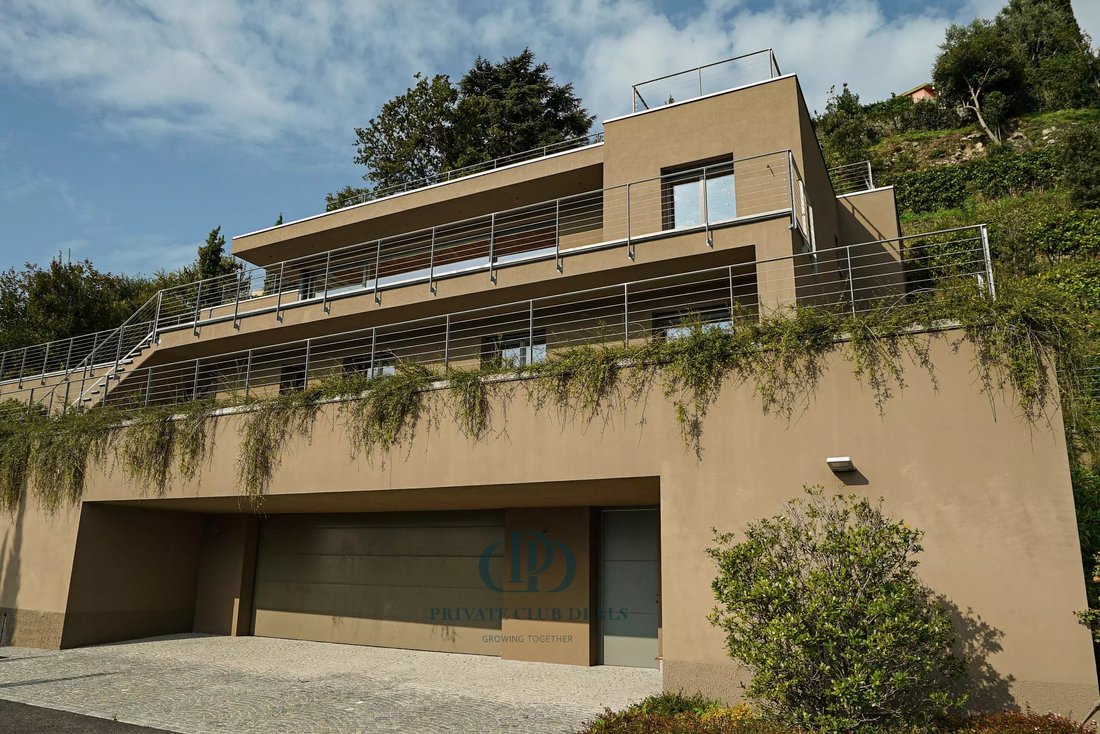 Villa in Cernobbio, Lombardy, Italy 2 - 15132585