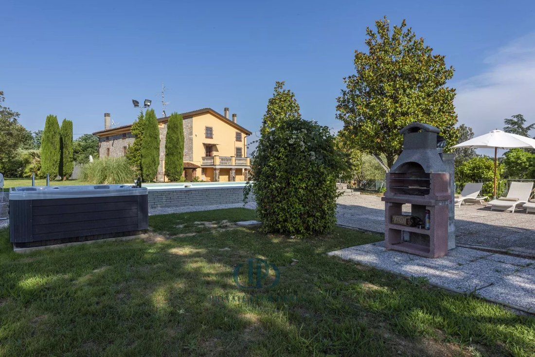 Villa in Center, Capannori, Tuscany 5 - 15132945