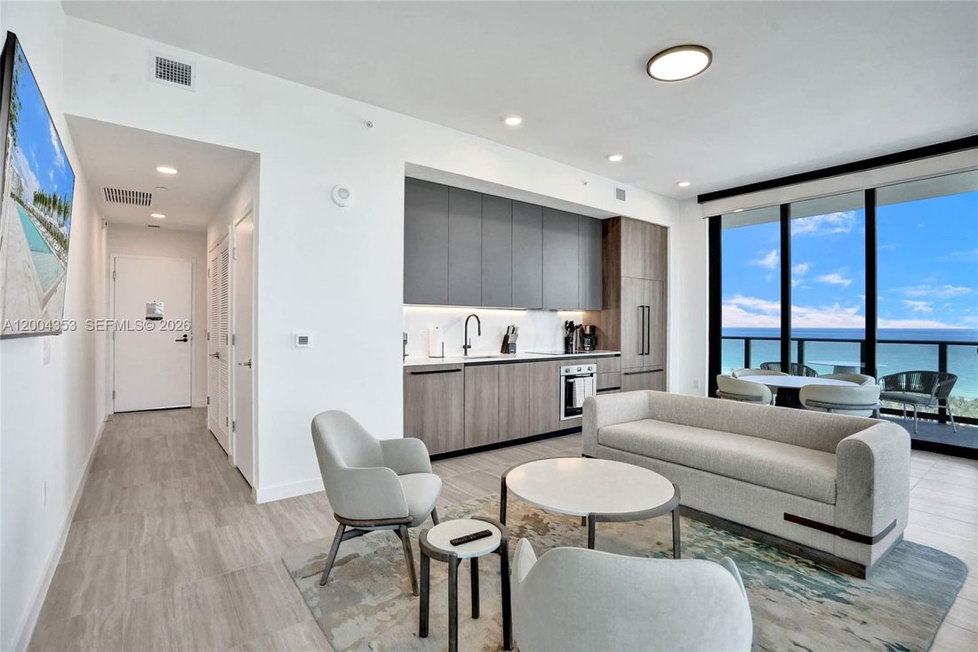 Condo in Miami Beach, Florida, United States 3 - 17745070