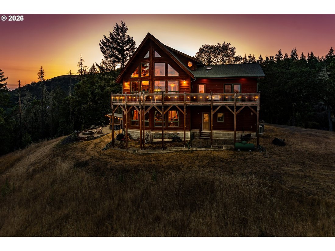 House in Roseburg, Oregon, United States 2 - 17745766