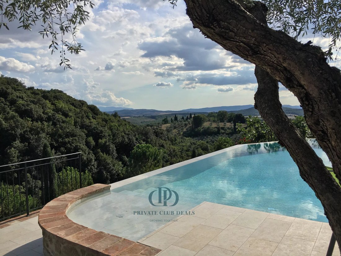 Villa in Trequanda, Tuscany, Italy 2 - 13125221