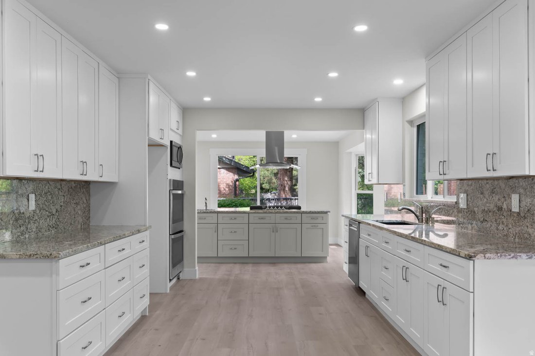House in Sandy, Utah, United States 3 - 17631093