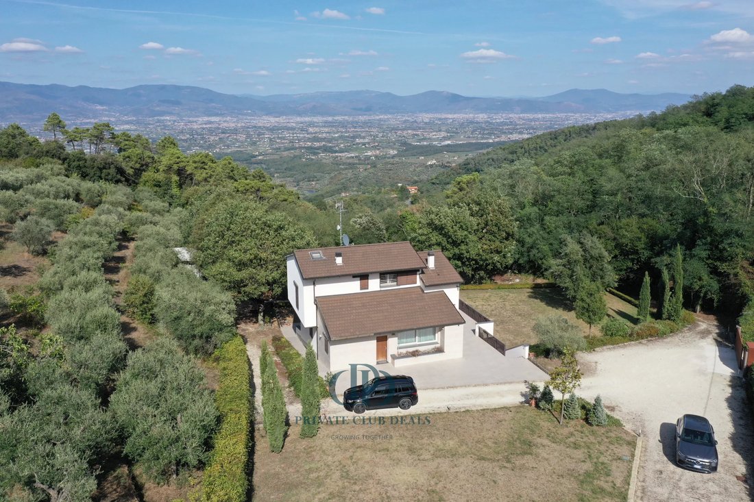 Villa in Lamporecchio, Tuscany, Italy 2 - 14847640