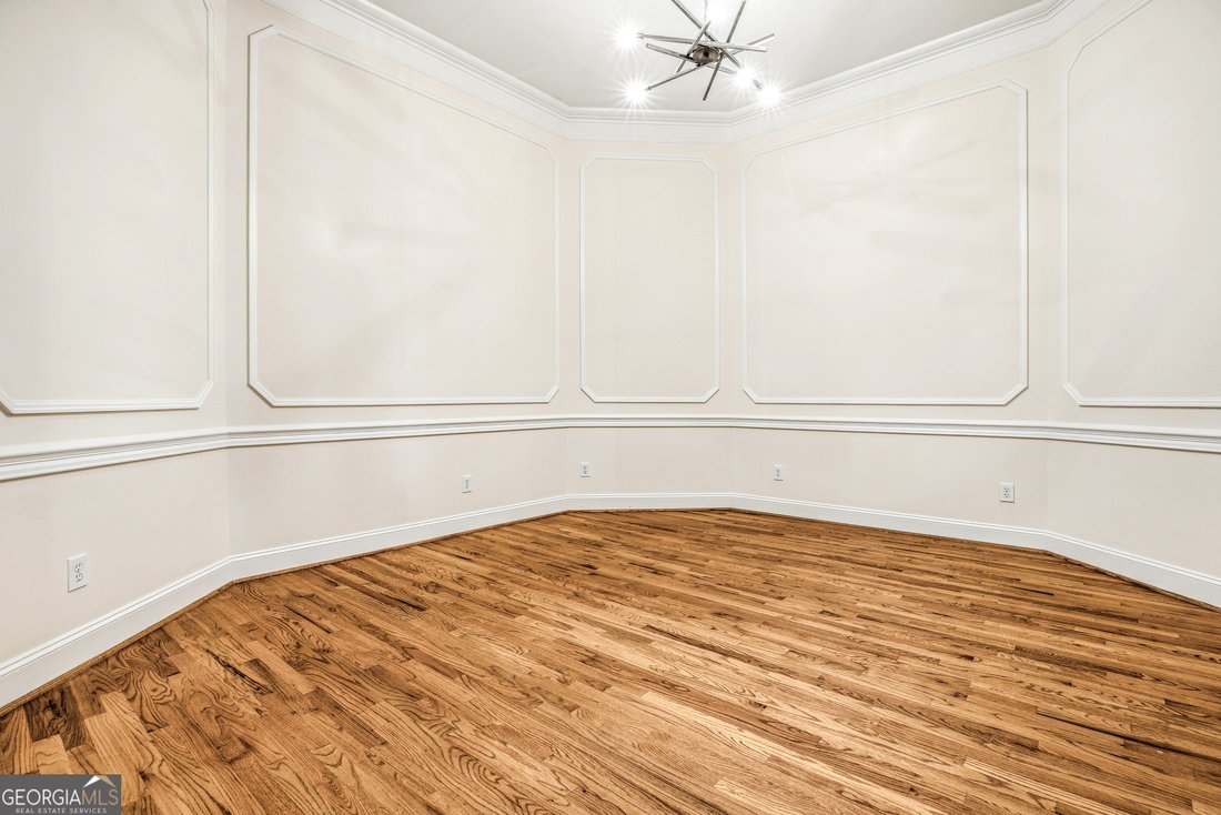 Condo in Decatur, Georgia, United States 5 - 17063049