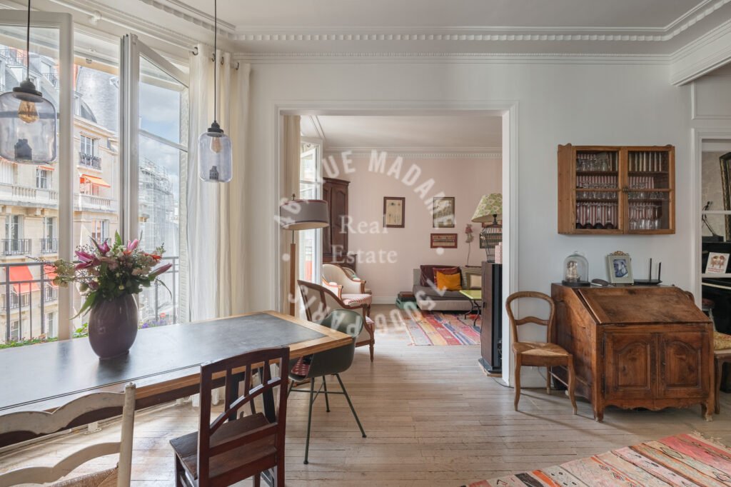 Apartment in Odéon, Paris 6e Arrondissement, Paris 1 - 17744736