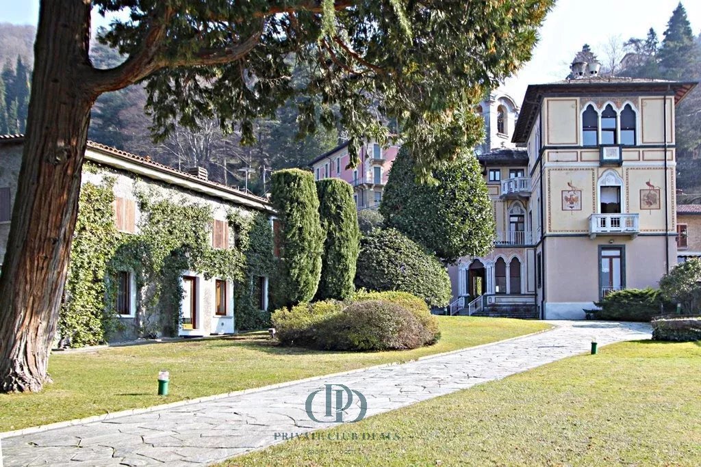 Villa in Faggeto Lario, Lombardy, Italy 1 - 15131942