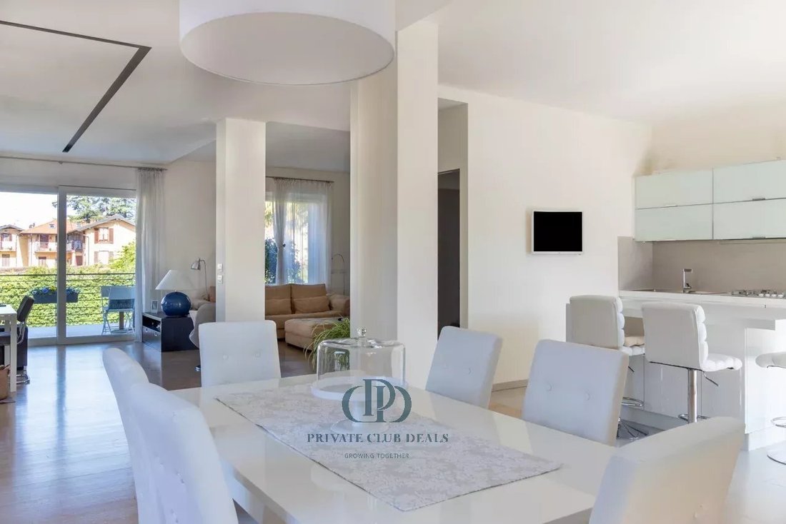Villa in San Carlo - Giubiano, Varese, Lombardy 3 - 12979210