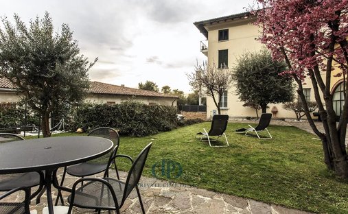 Casa a Camnago Volta, Como, Lombardia 1