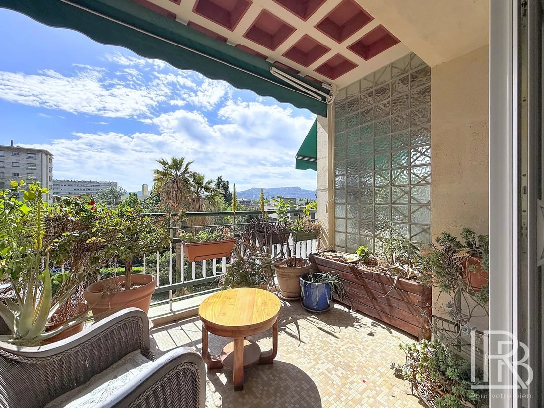 Apartment in Périer, 8e Arrondissement, Marseille 2 - 17745263