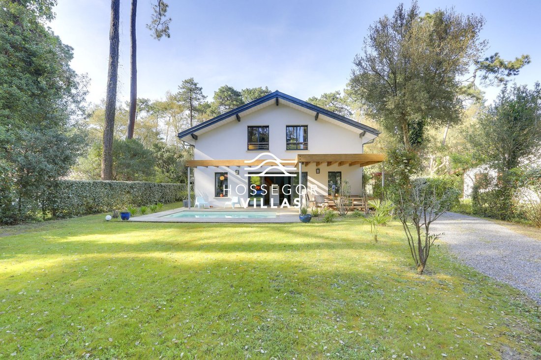 Villa in Soorts-Hossegor, Nouvelle-Aquitaine, France 1 - 16489116