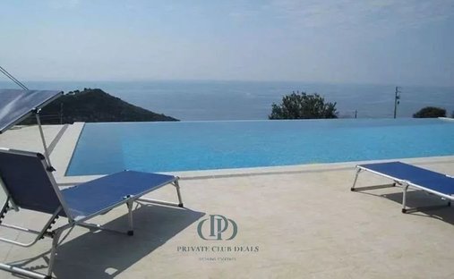 Villa in Camporosso, Liguria, Italy 1