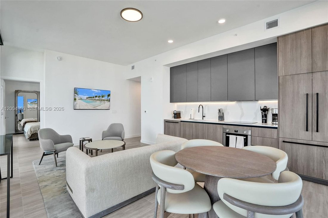 Condo in Miami Beach, Florida, United States 4 - 17745070