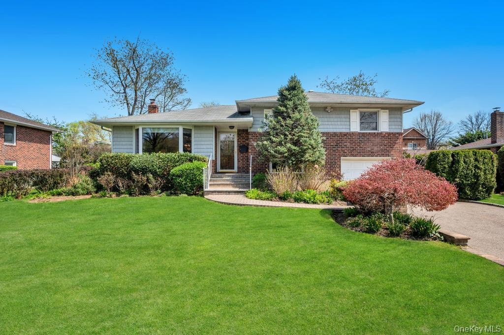 House in New Hyde Park, New York, United States 1 - 17750499