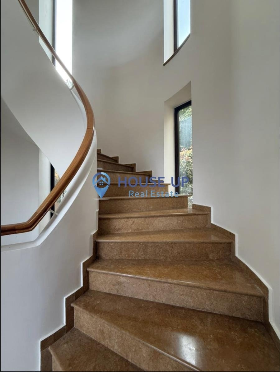 Villa in Vouliagmeni, Attica, Greece 3 - 17745419