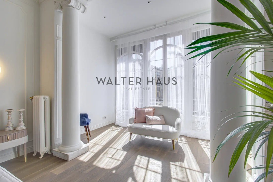 Apartment in Eixample, Barcelona, Spain 1 - 14495214
