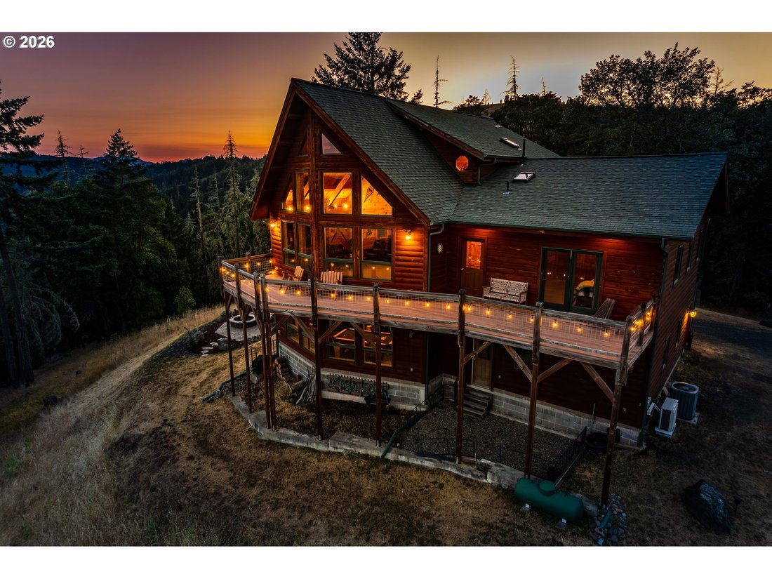 House in Roseburg, Oregon, United States 3 - 17745766