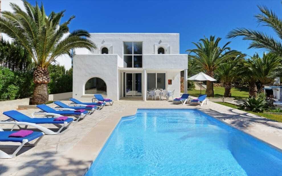 Villa in Cala d'Or, Santanyi, Balearic Islands 2 - 17747393