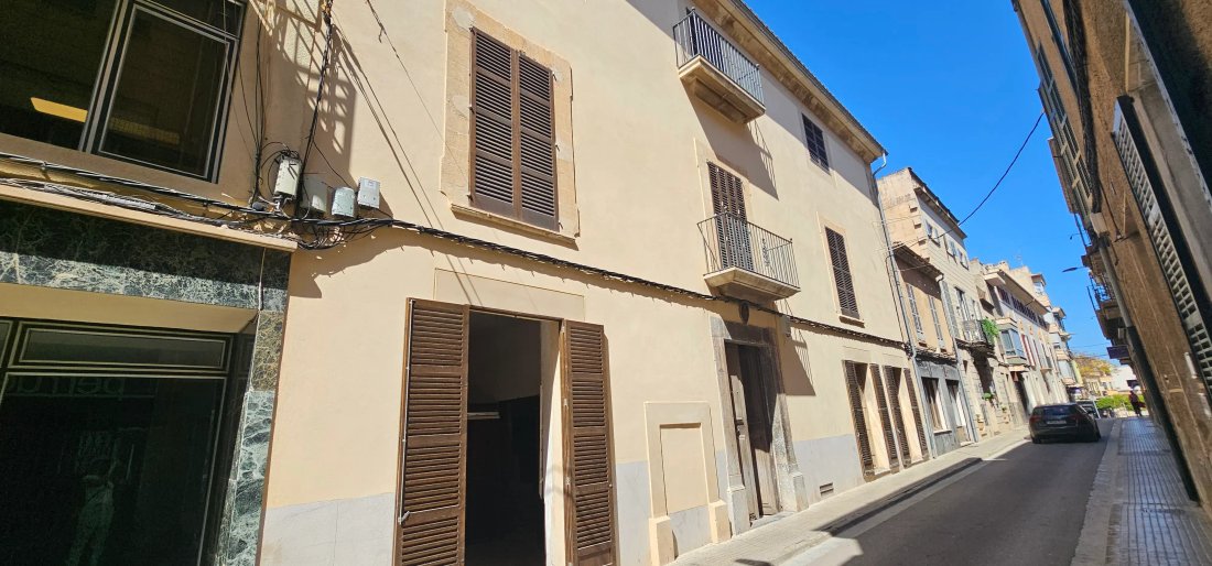 Estate in Manacor, Balearic Islands, Spain 1 - 17747398