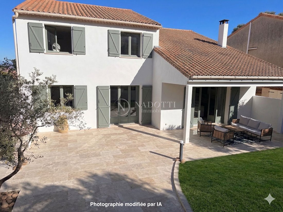 House in Montagne des Chèvres, Villeneuve-lès-Avignon, France 1 - 17619091
