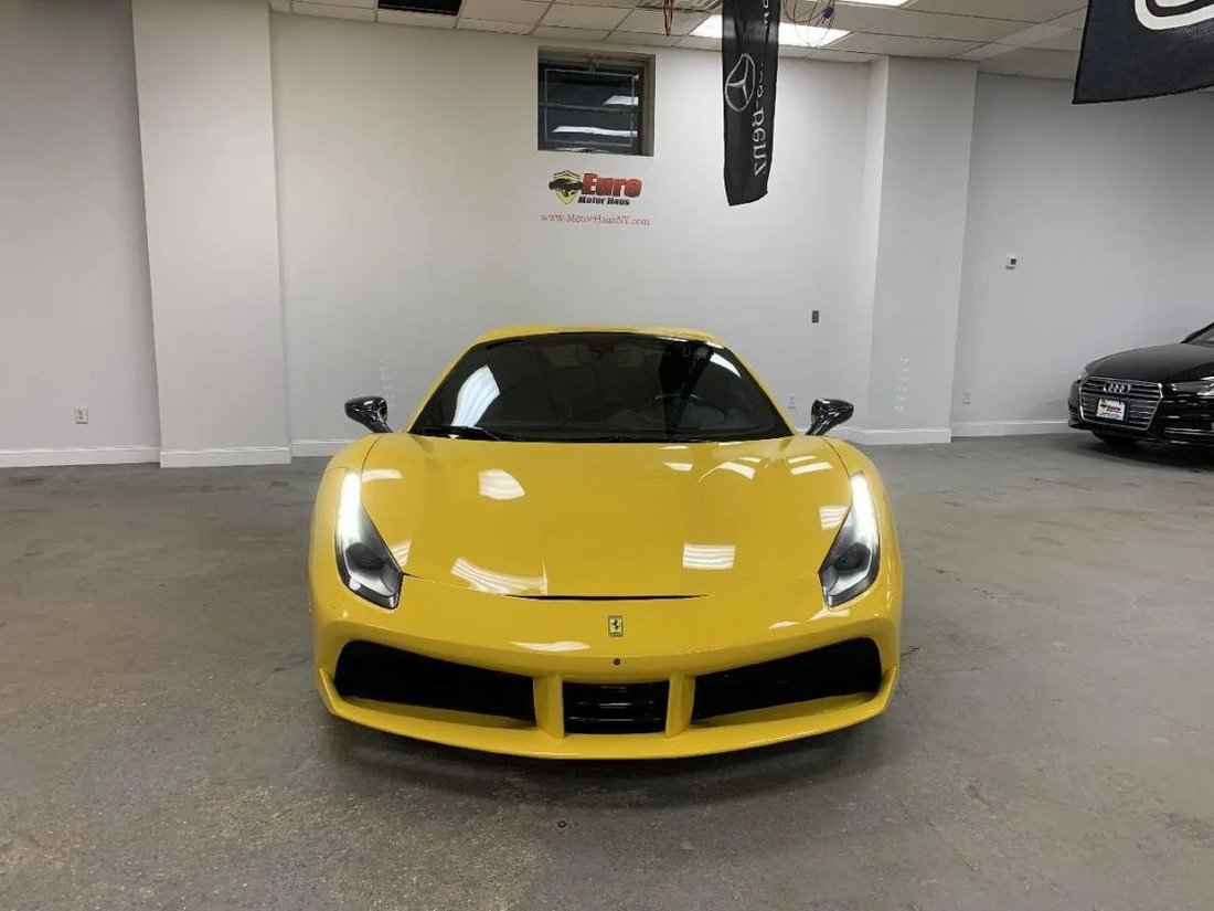Cabriolet in Great Neck, NY, United States 2 - 14138330