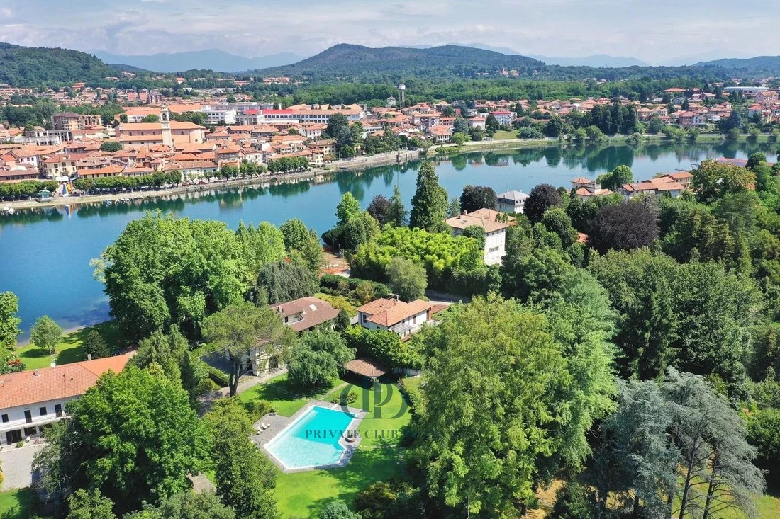 Villa in Castelletto sopra Ticino, Piedmont, Italy 5 - 15721443