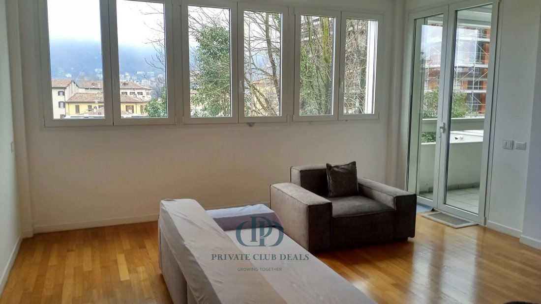 House in Historic Center, Como, Lombardy 1 - 12521310