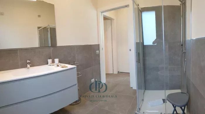 Villa in Piani-Torrazza, Imperia, Liguria 4 - 14428425