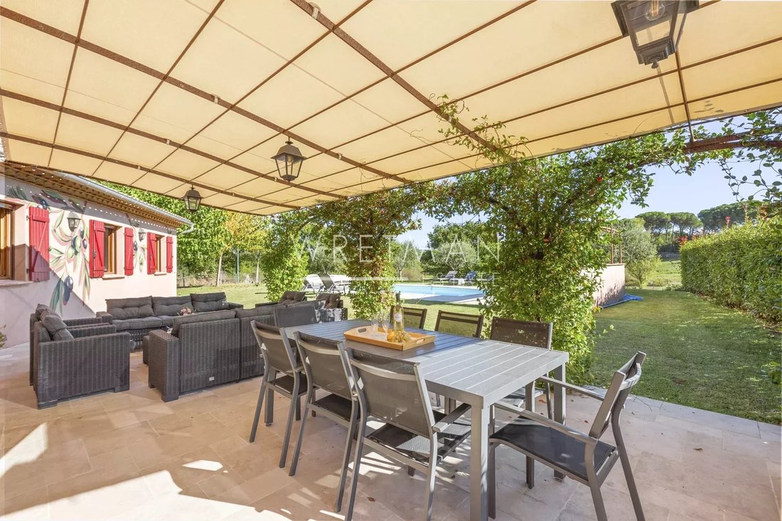 Villa in Sud, Vidauban, France 4 - 16411467