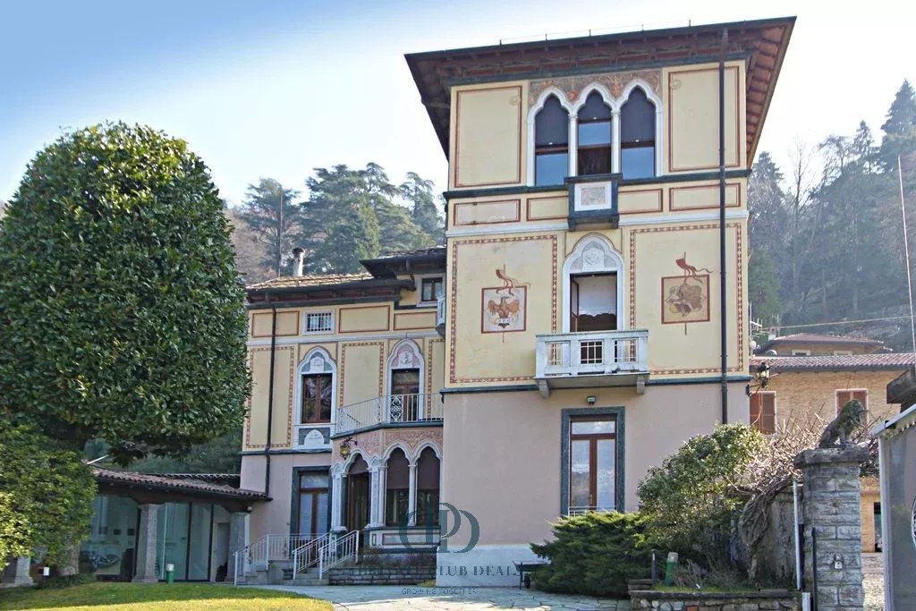 Villa in Faggeto Lario, Lombardy, Italy 2 - 15131942