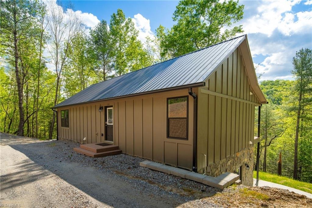 House in Purlear, North Carolina, United States 2 - 17218152