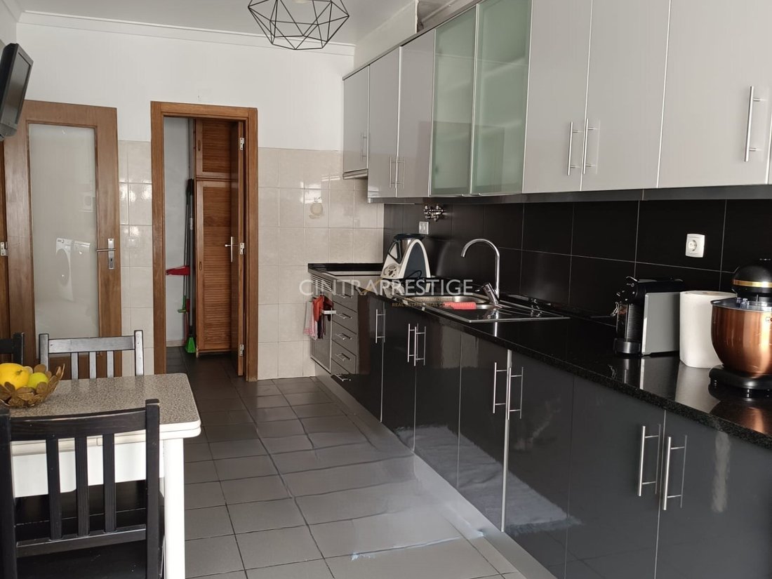 Apartment in Algueirao-Mem Martins, Lisbon, Portugal 2 - 17745423