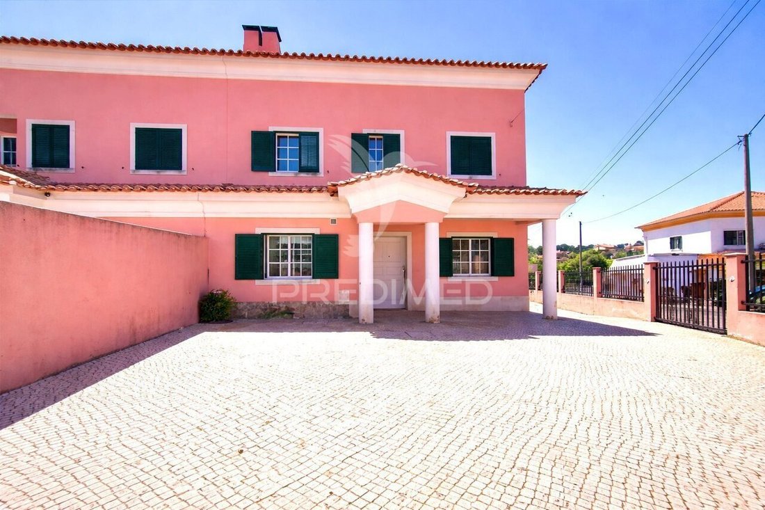 House in Rio de Mouro, Lisbon, Portugal 3 - 17744922