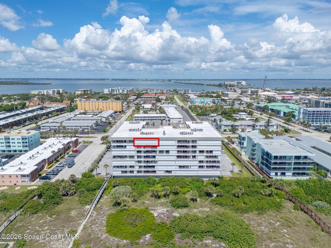 Condo in Cocoa Beach, Florida, United States 3 - 17746713