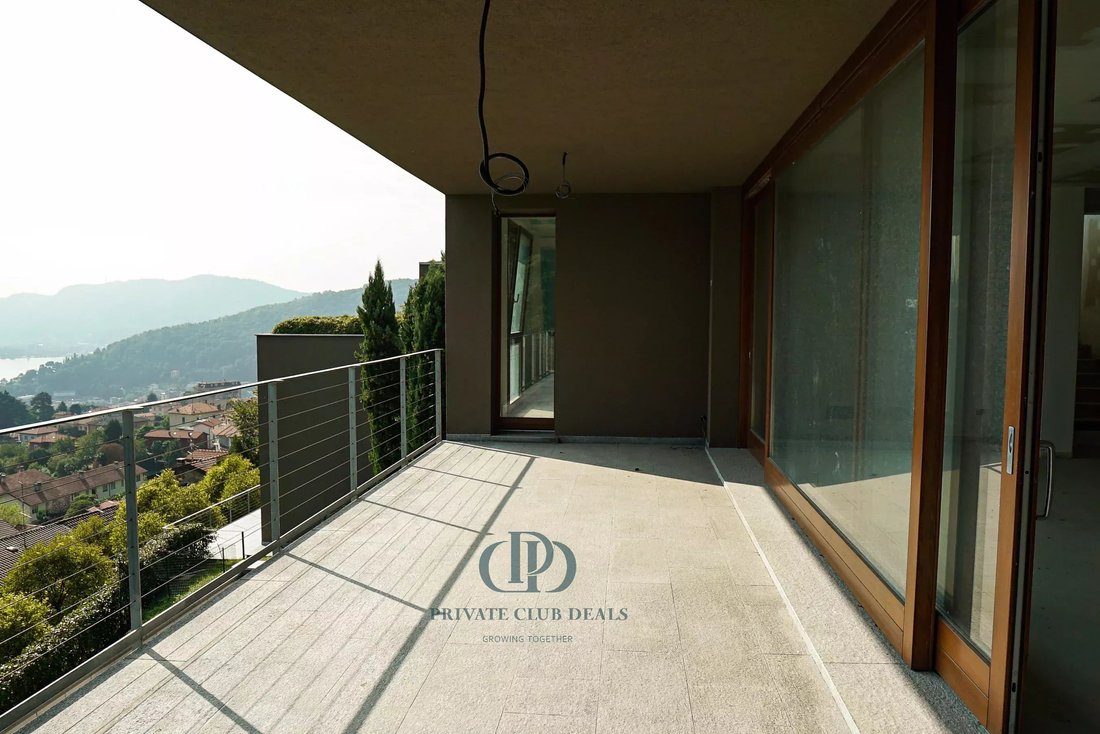 Villa in Cernobbio, Lombardy, Italy 3 - 13121113