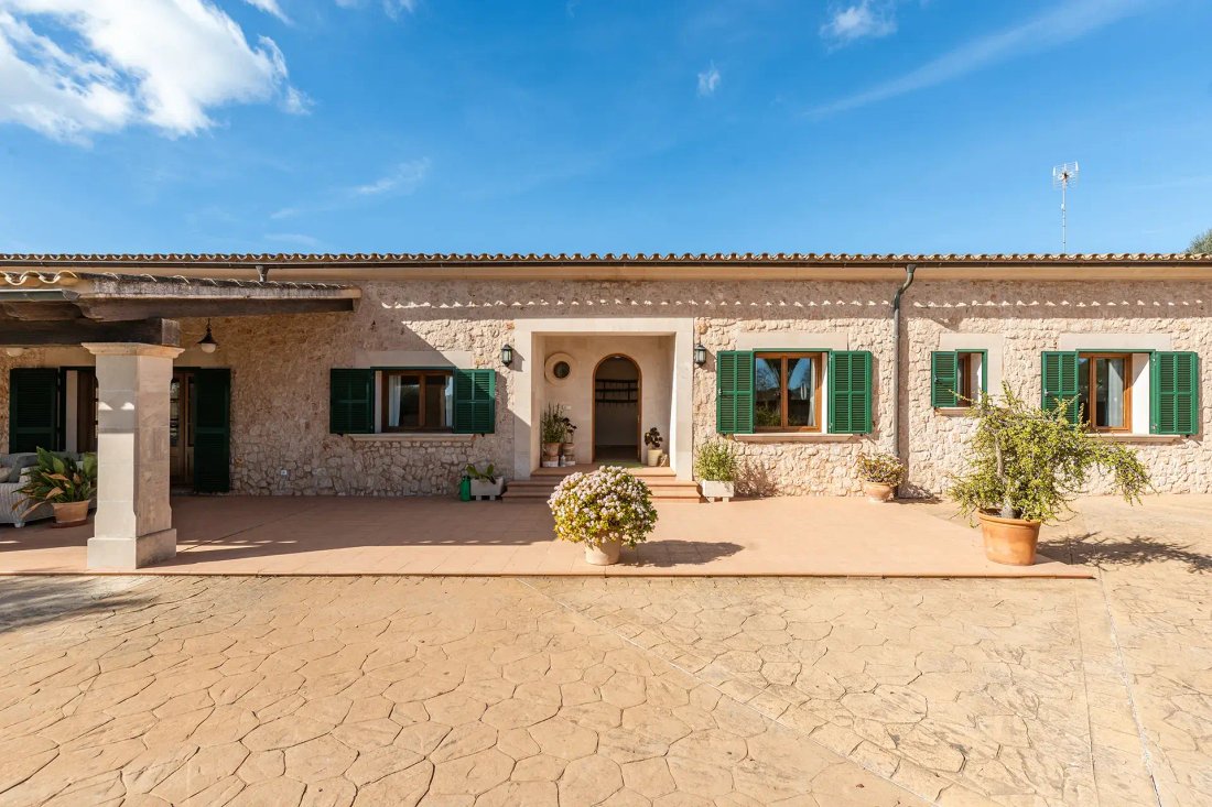 Finca in Santanyi, Balearic Islands, Spain 3 - 17747374