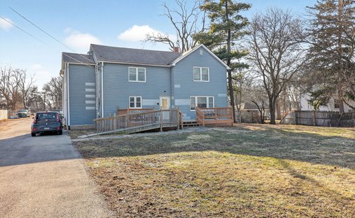Apartment in Downers Grove, Illinois, United States 1