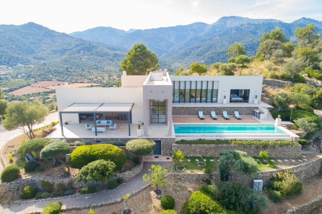 Villa in Selva, Balearic Islands, Spain 1 - 17747336