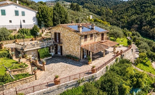 Villa in Torgiano, Umbria, Italy 1