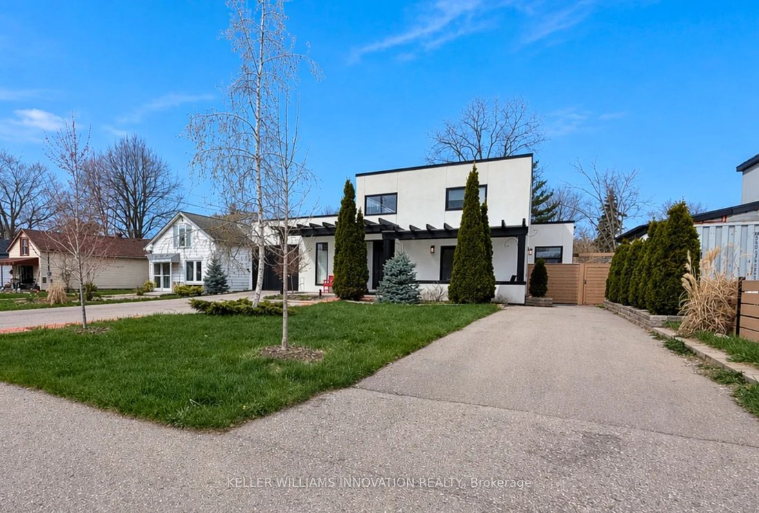 House in Waterloo, Ontario, Canada 2 - 17425096