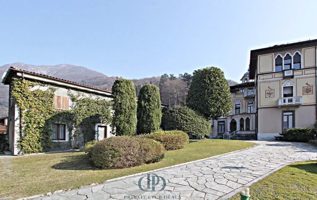 Villa in Faggeto Lario, Lombardy, Italy 4 - 15131942