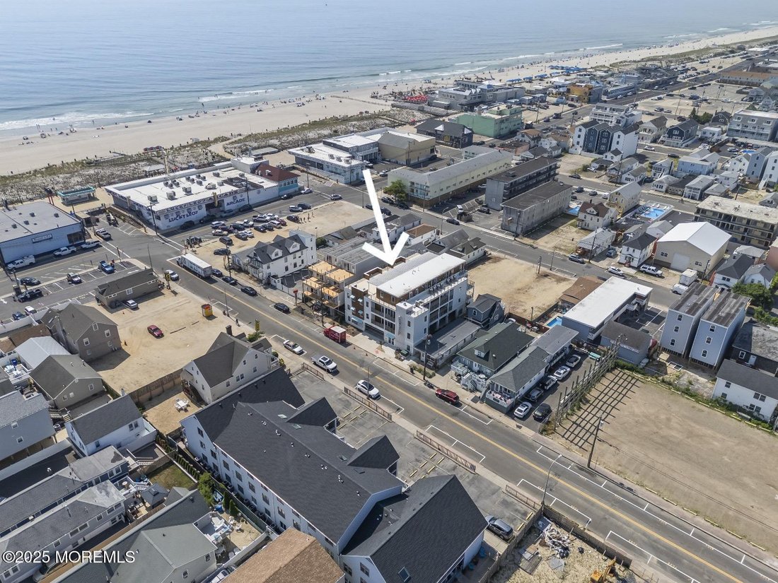 Condo in Seaside Heights, New Jersey, United States 3 - 17745002