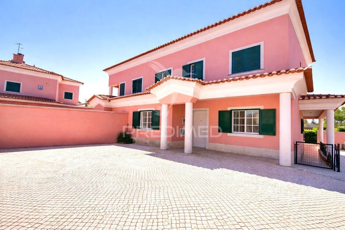 House in Rio de Mouro, Lisbon, Portugal 2 - 17744922