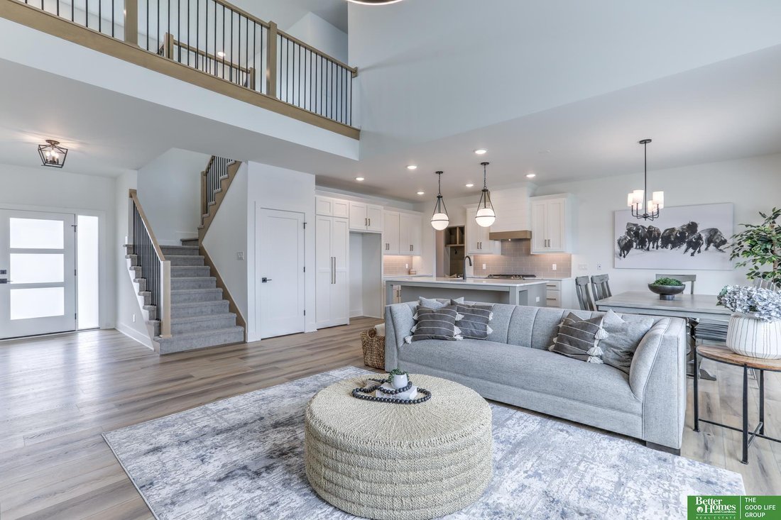 House in Valley, Nebraska, United States 3 - 17744934