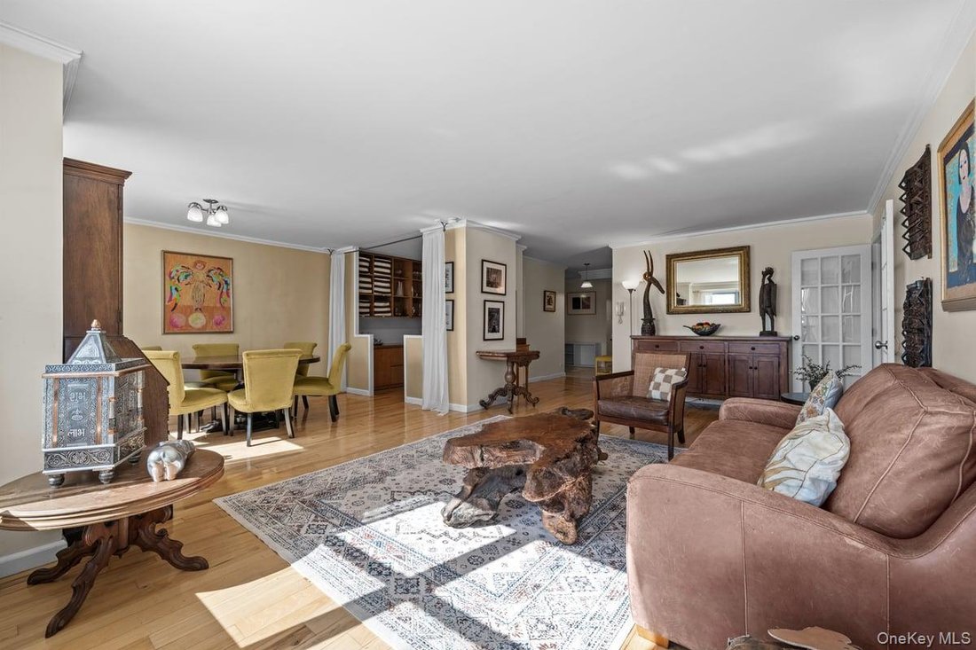 Co Op in New York, New York, United States 4 - 17745079