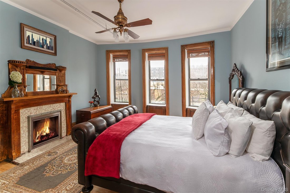 House in New York, New York, United States 2 - 17745099