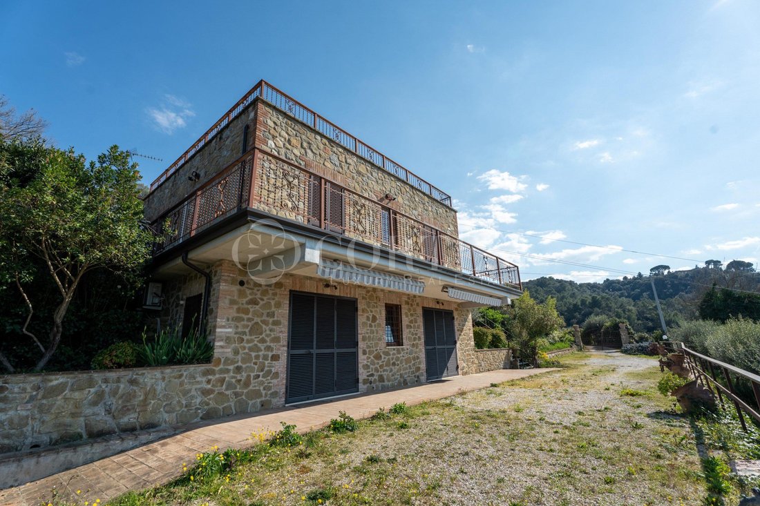 Villa in Torgiano, Umbria, Italy 3 - 17749651