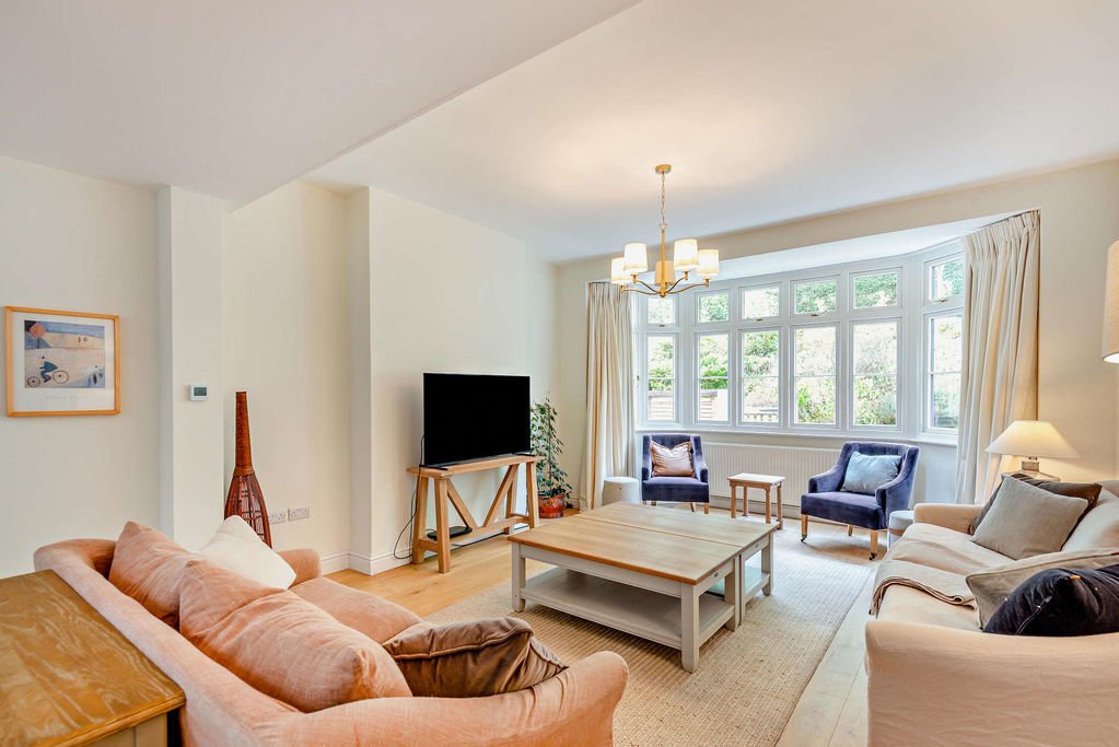 Haus in Holmbury Saint Mary, Shere, England 4 - 17743617