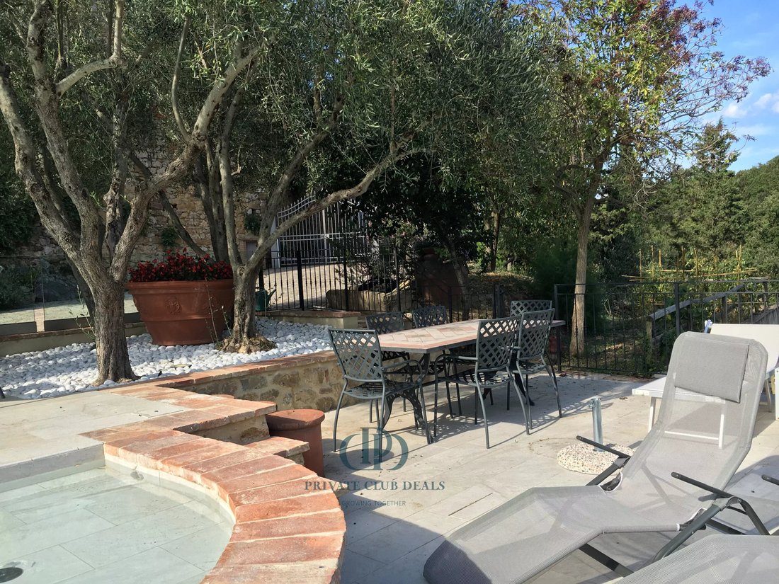 Villa in Trequanda, Tuscany, Italy 3 - 13125221