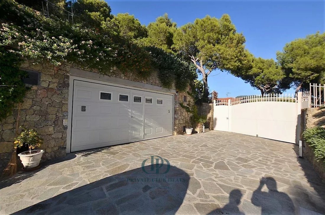 Villa in Bordighera, Liguria, Italy 5 - 15132649