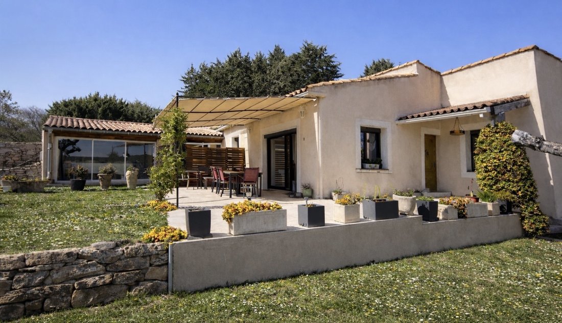 Villa in Granettes-Jauberte-Sainte Anne, Aix-en-Provence, France 1 - 17552434